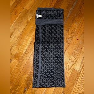 Michael Kors Unisex Black/gray Scarf Repeat Logo Jacquard Muffler Style 33410MX